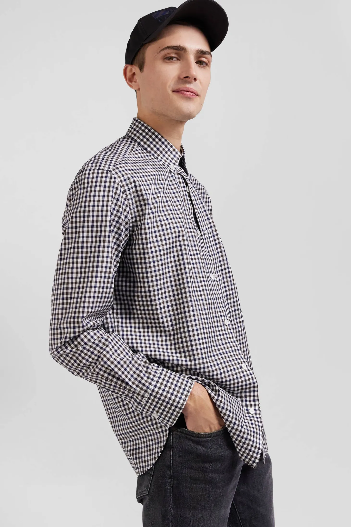 Regular navy and white checked cotton poplin shirt