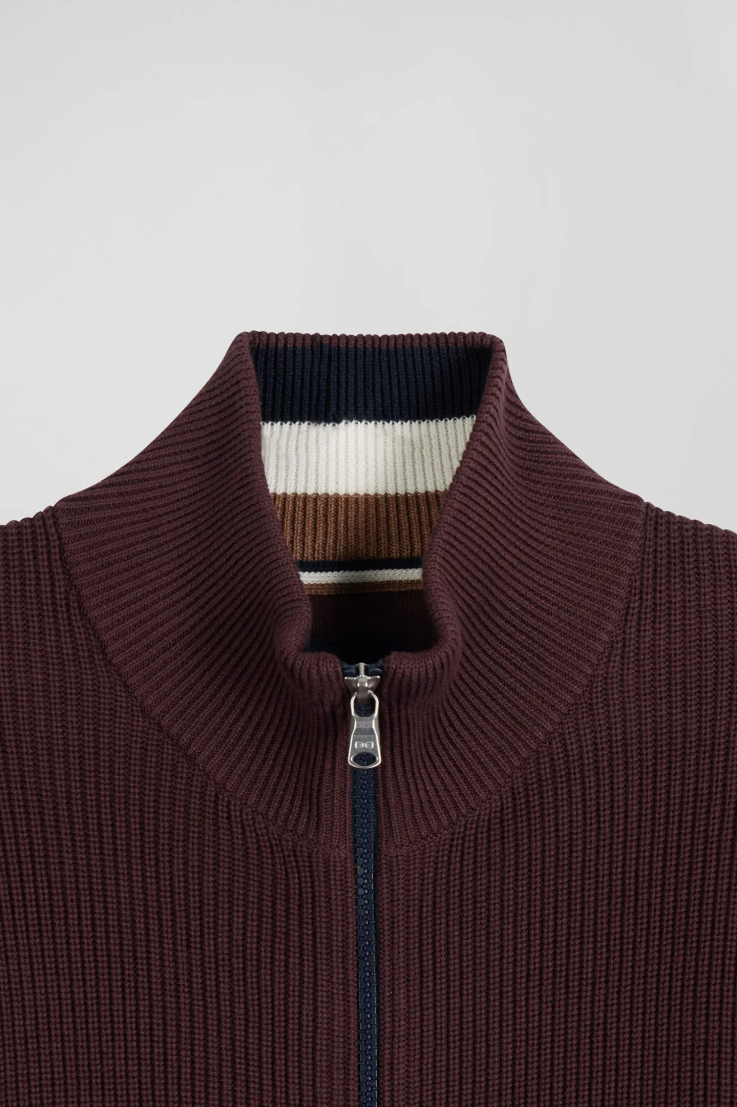 Regular navy blue and burgundy cotton high collar zipped cardigan