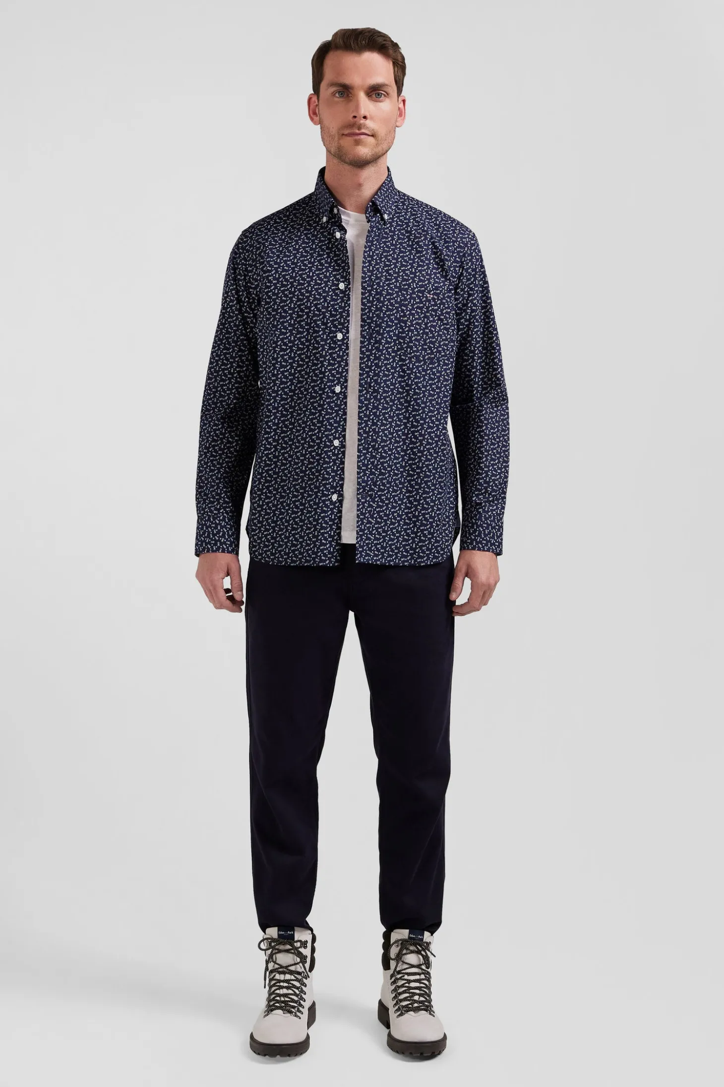 Regular navy blue cotton poplin shirt with micro bow tie print
