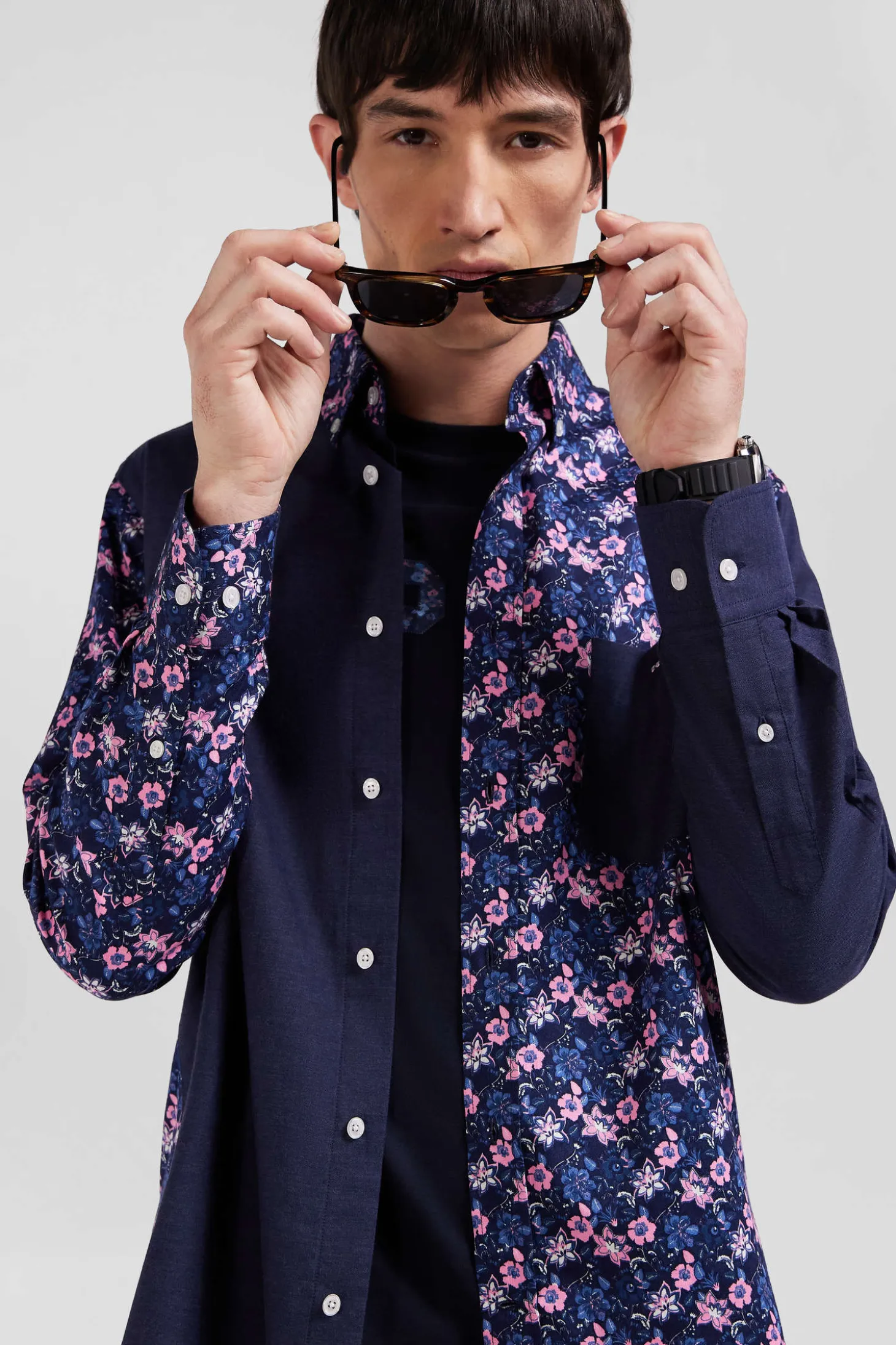Regular navy blue cotton twill shirt with micro floral print