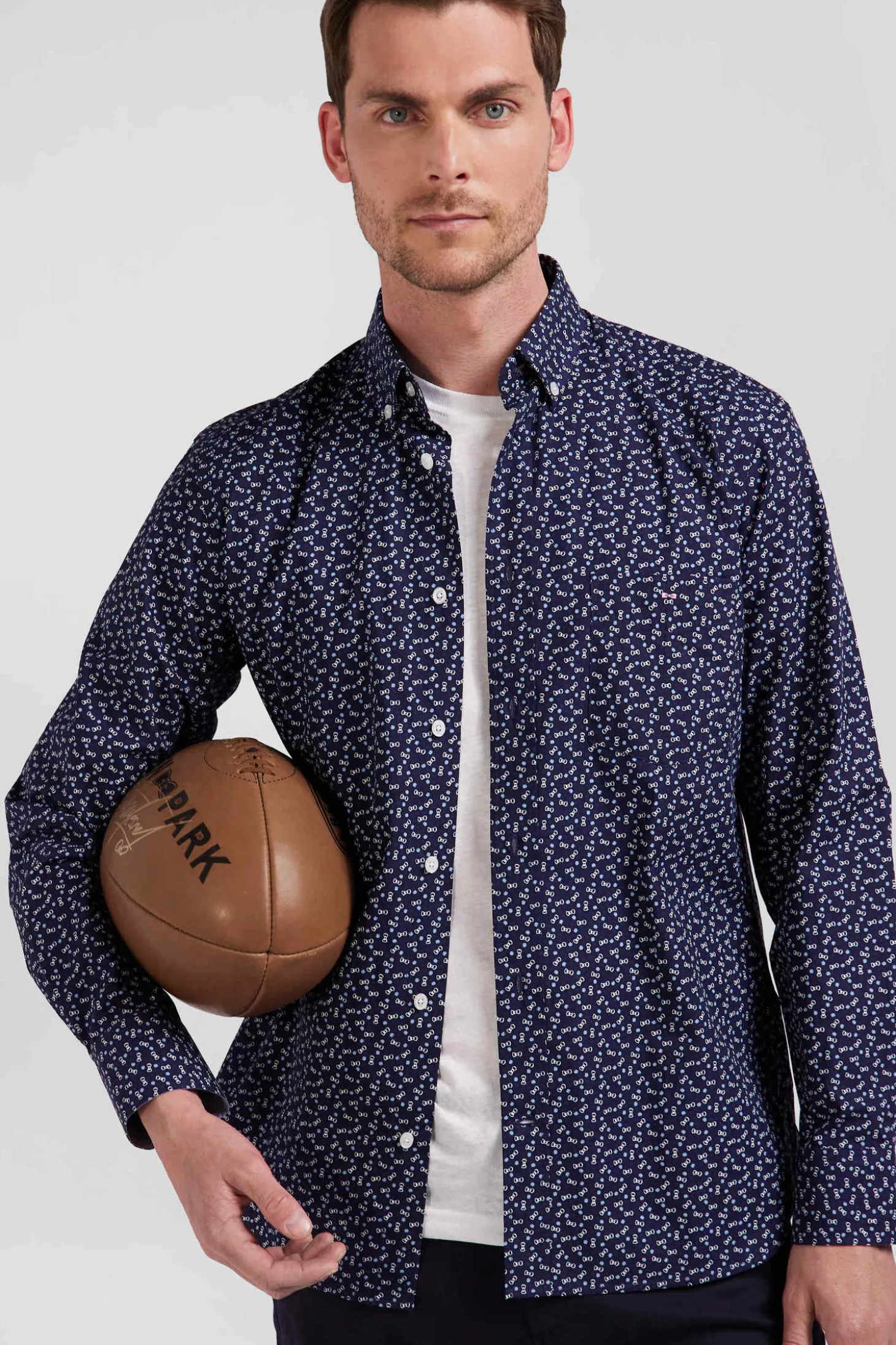 Regular navy blue cotton poplin shirt with micro bow tie print