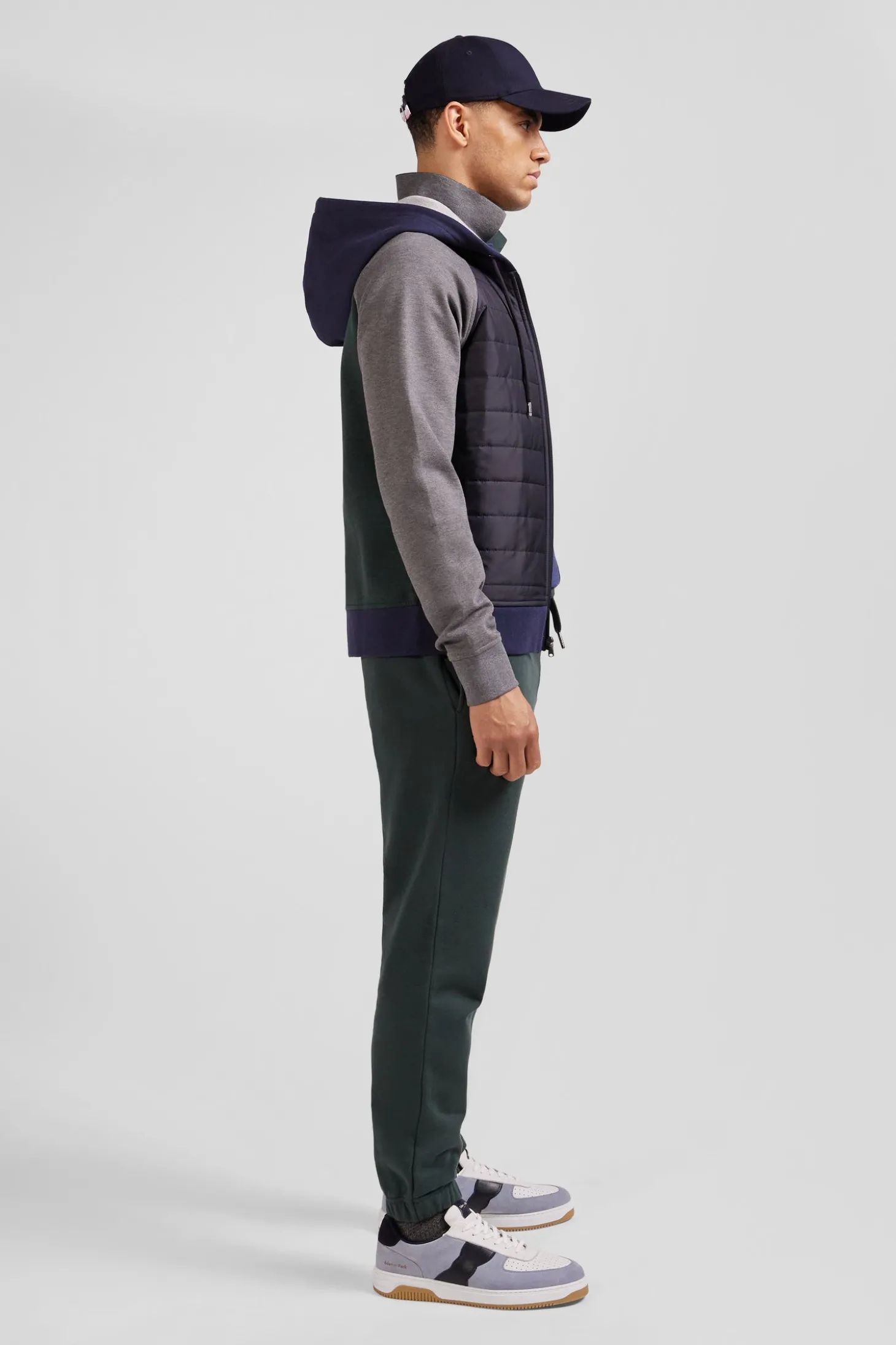 Regular navy blue cotton blend sweatshirt with padded front