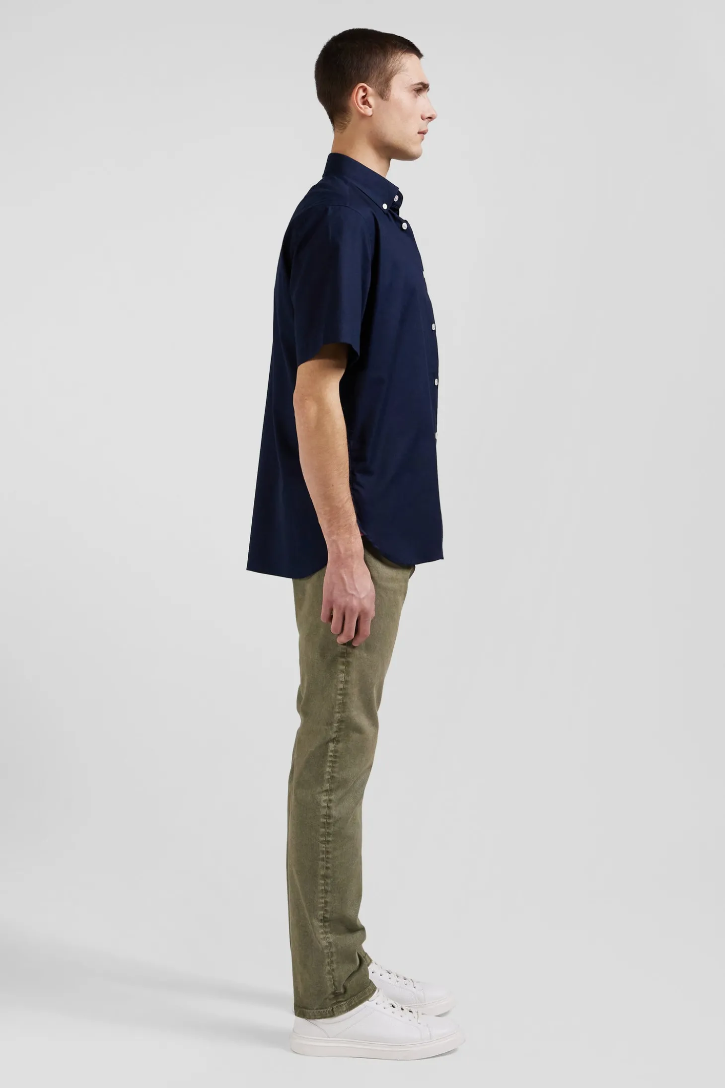 Regular navy blue cotton short-sleeved shirt with back embroidery