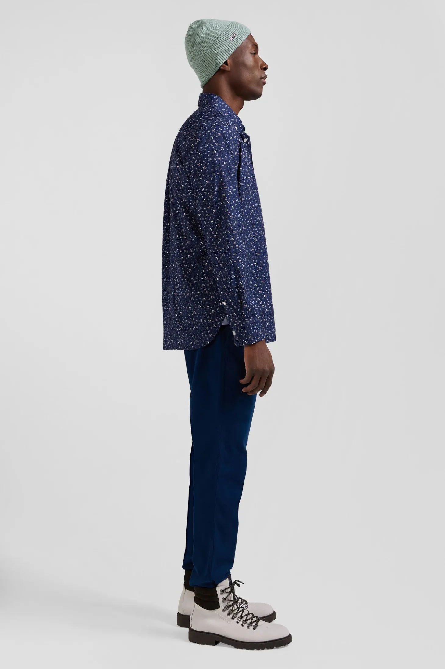 Regular navy blue cotton poplin shirt with micro floral print
