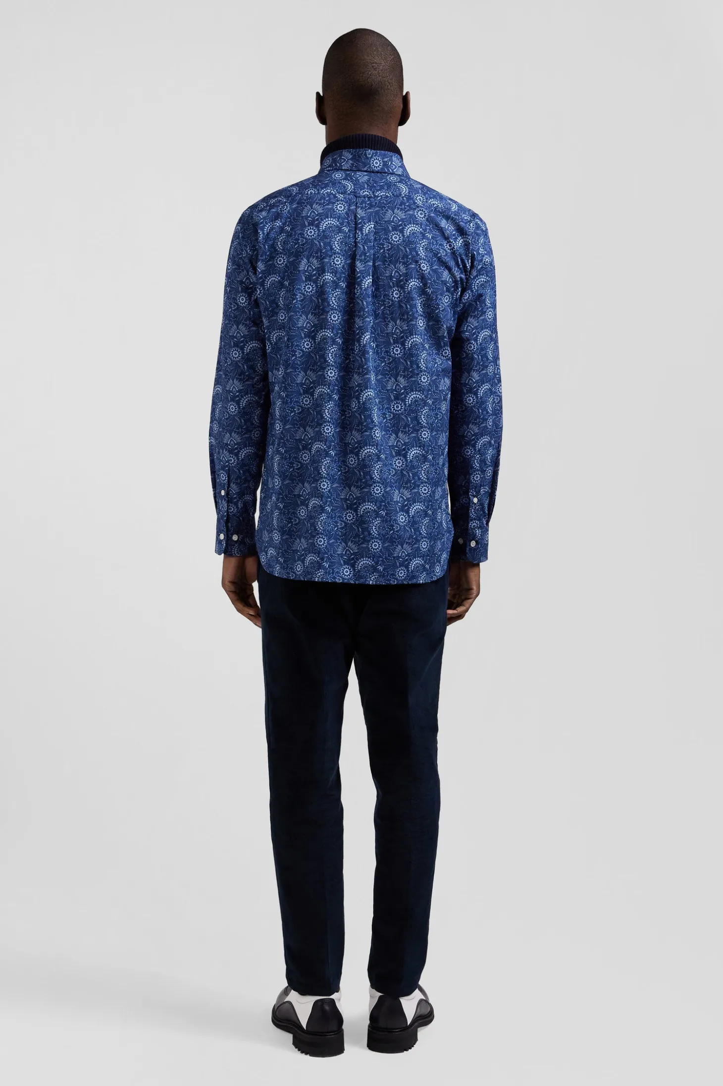 Regular navy blue cotton shirt with graphic print