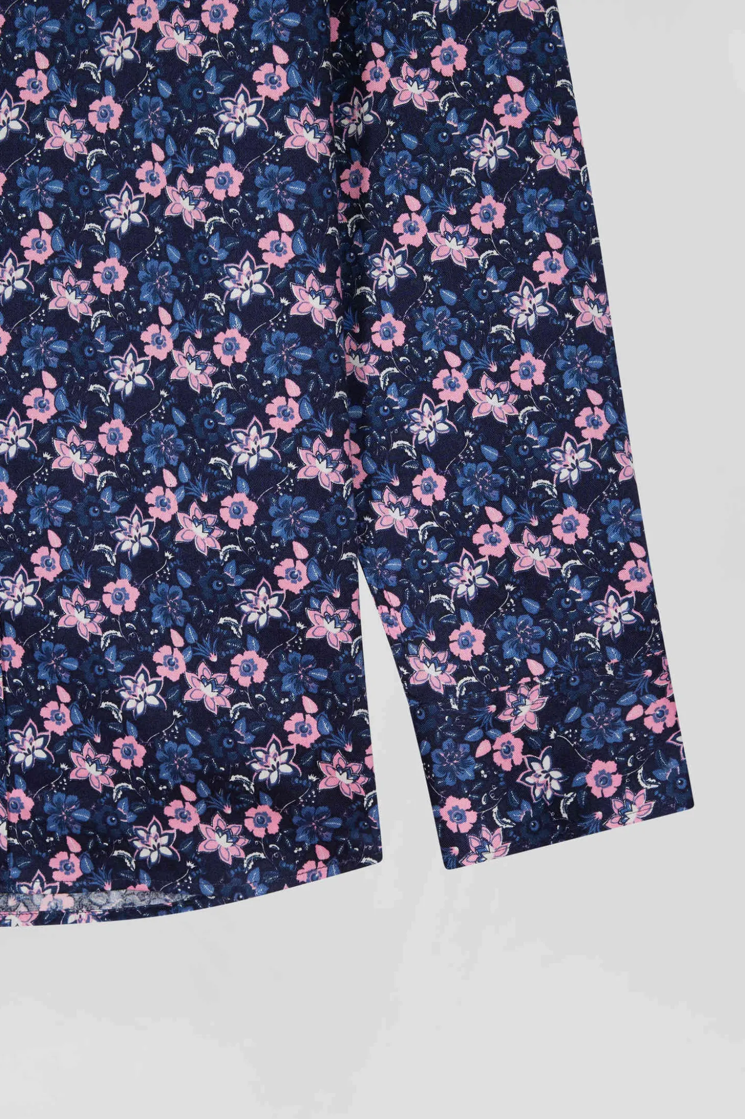 Regular navy blue cotton twill shirt with pink floral print