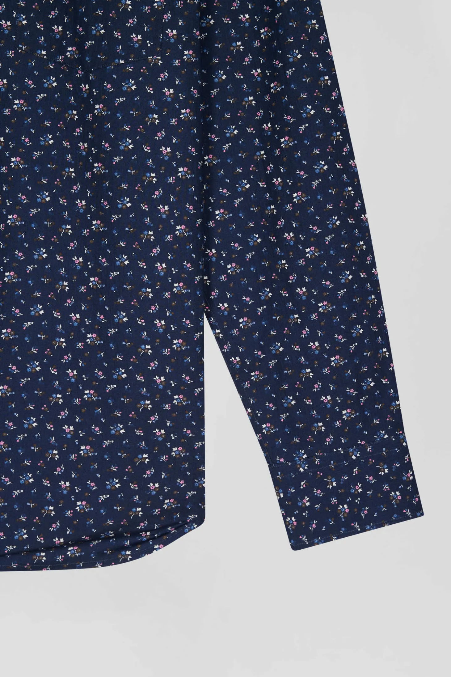 Regular navy blue cotton poplin shirt with micro floral print