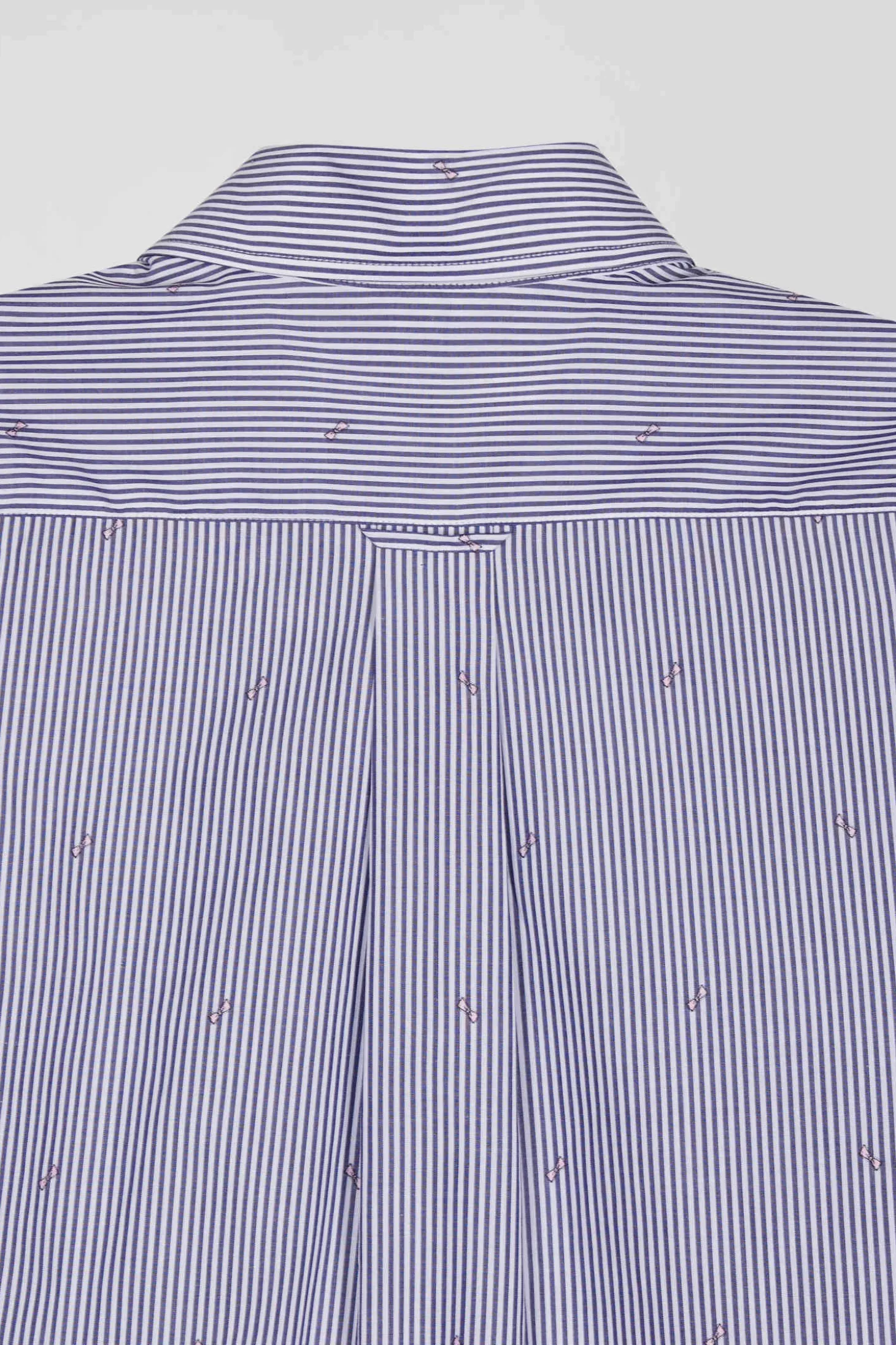 Regular navy blue cotton shirt