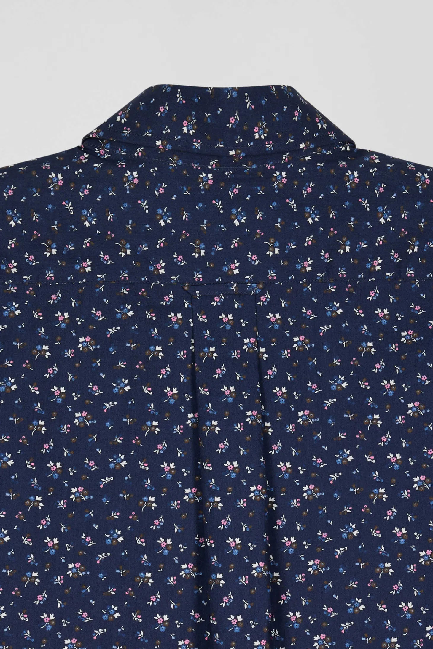Regular navy blue cotton poplin shirt with micro floral print