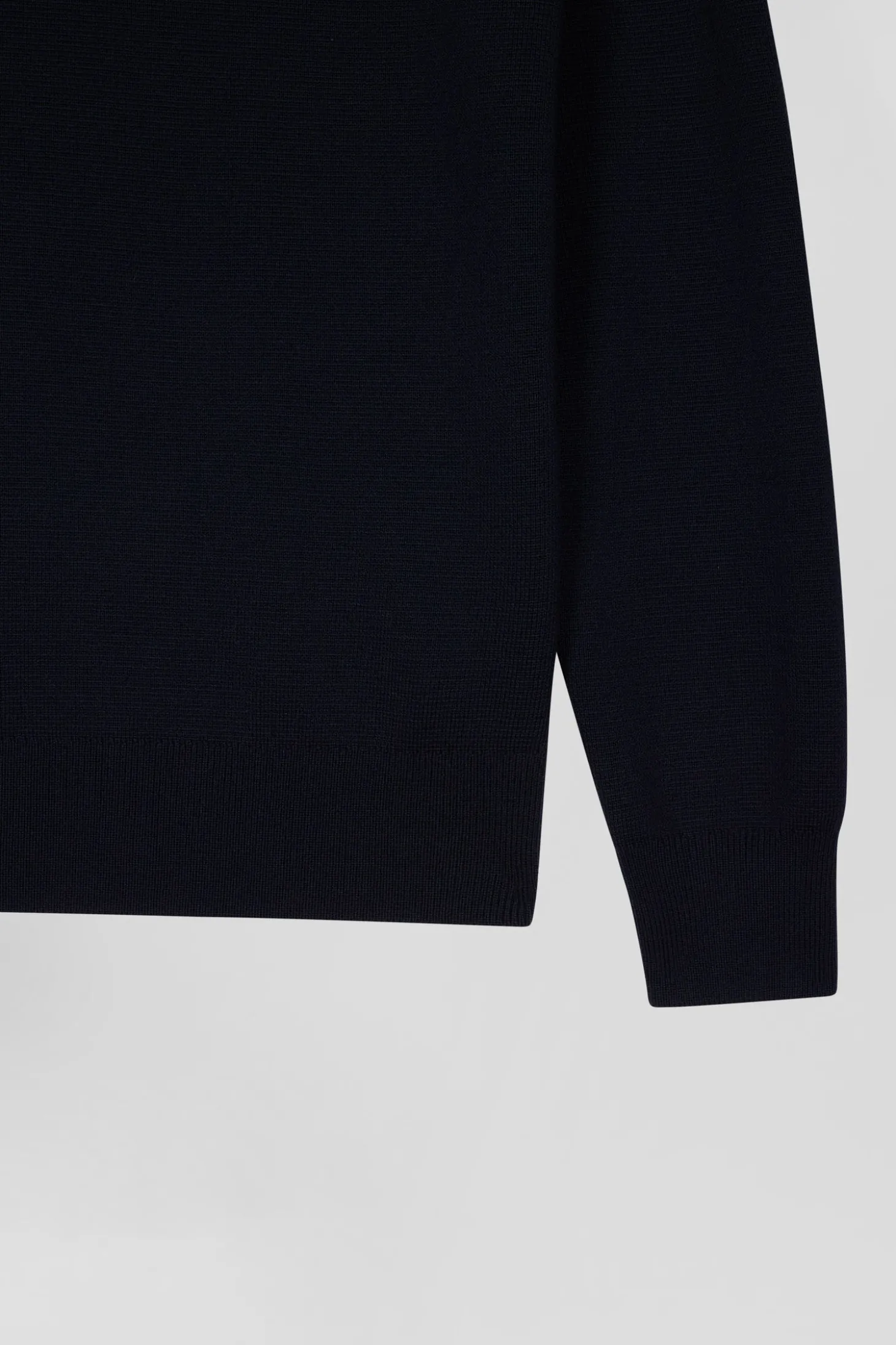 Regular navy blue crew neck jumper with shoulder buttons