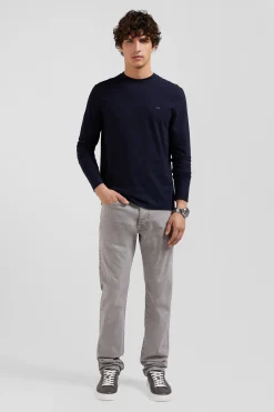 Regular navy blue long-sleeved cotton T-shirt with floral back patch