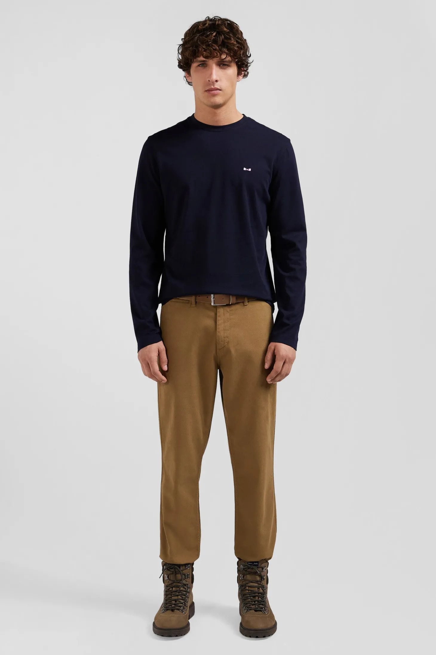 Regular navy blue long-sleeved cotton T-shirt with back embroidery