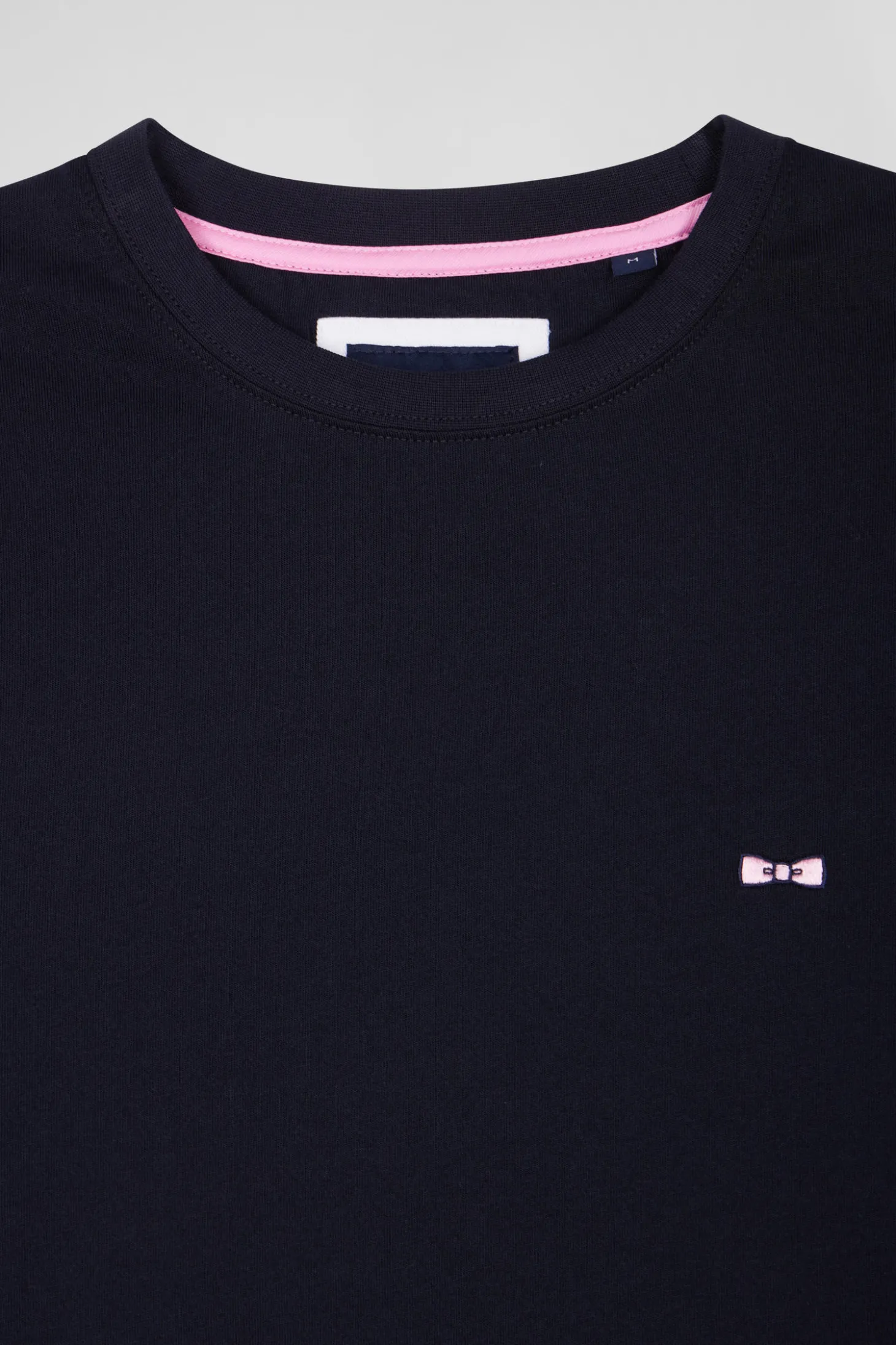Regular navy blue long-sleeved cotton T-shirt with back embroidery