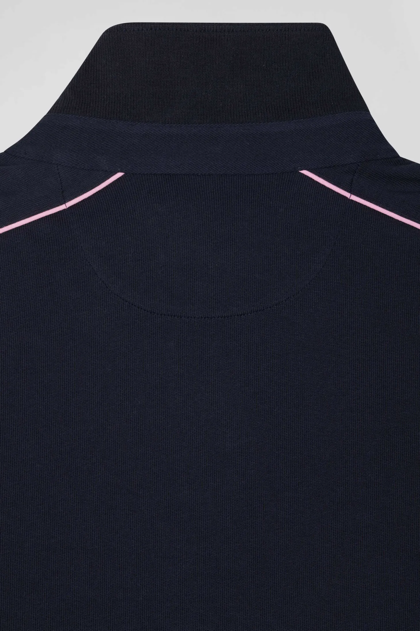 Regular navy blue long-sleeved cotton rugby shirt with pink piping
