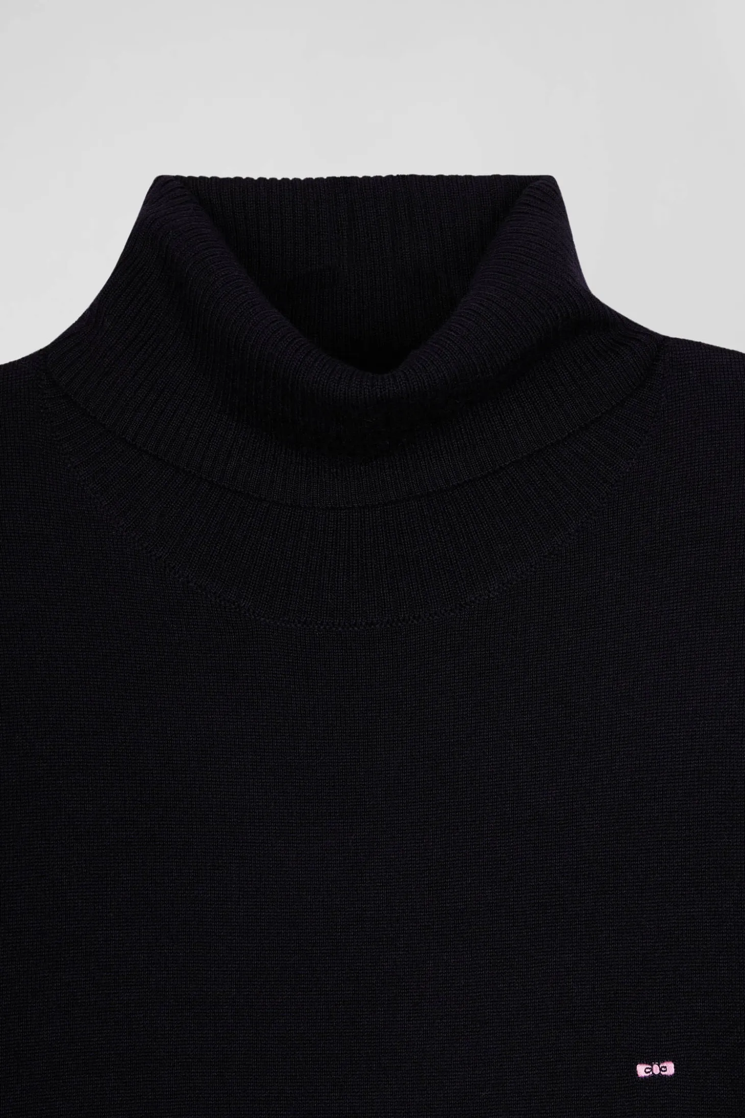 Regular navy blue merino wool turtleneck jumper
