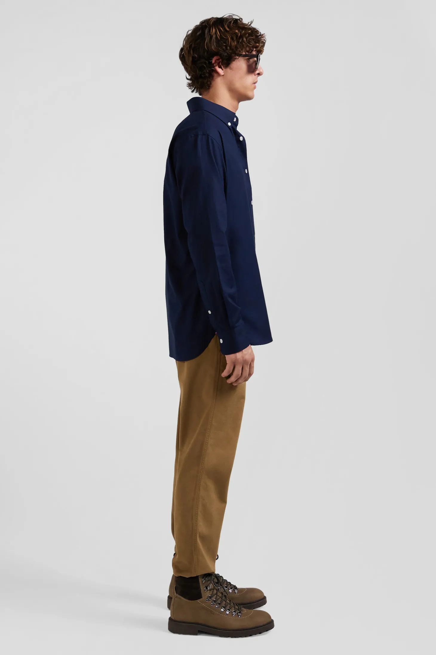 Regular navy blue oxford cotton shirt with back embroidery