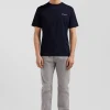 Regular navy blue short-sleeved cotton T-shirt with tie patchwork emblem