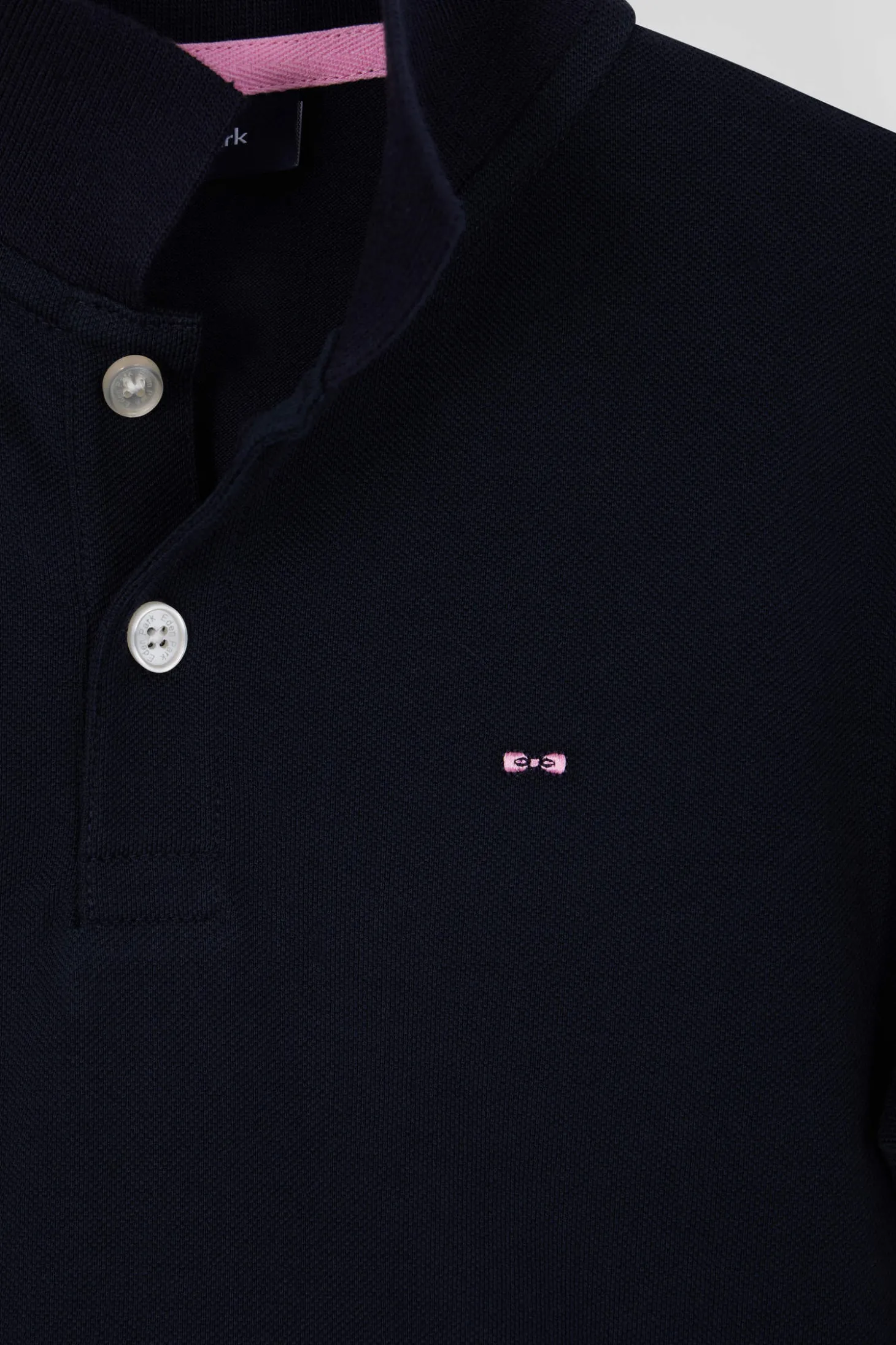 Regular navy blue short-sleeved cotton piqué polo shirt with jacquard collar