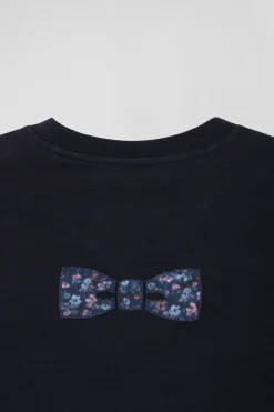 Regular navy blue short-sleeved cotton T-shirt with back patch
