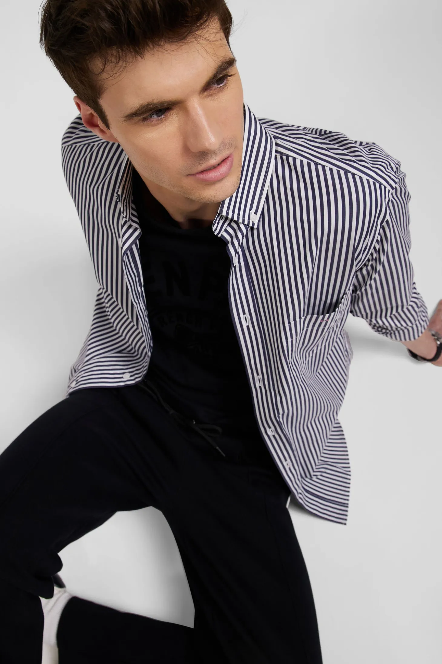 Regular navy blue striped cotton poplin shirt