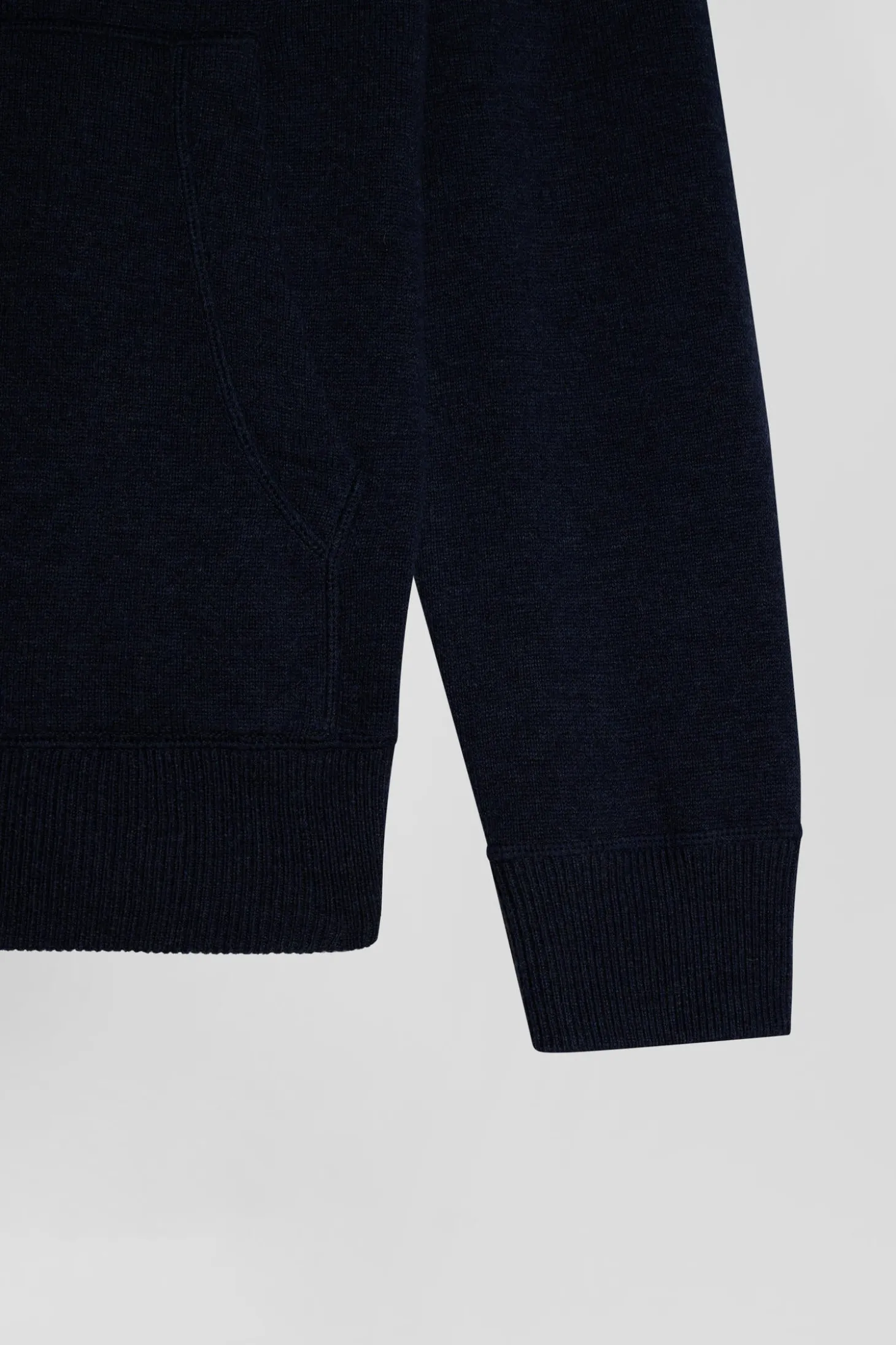 Regular navy blue wool and cotton knitted zip-up jumper
