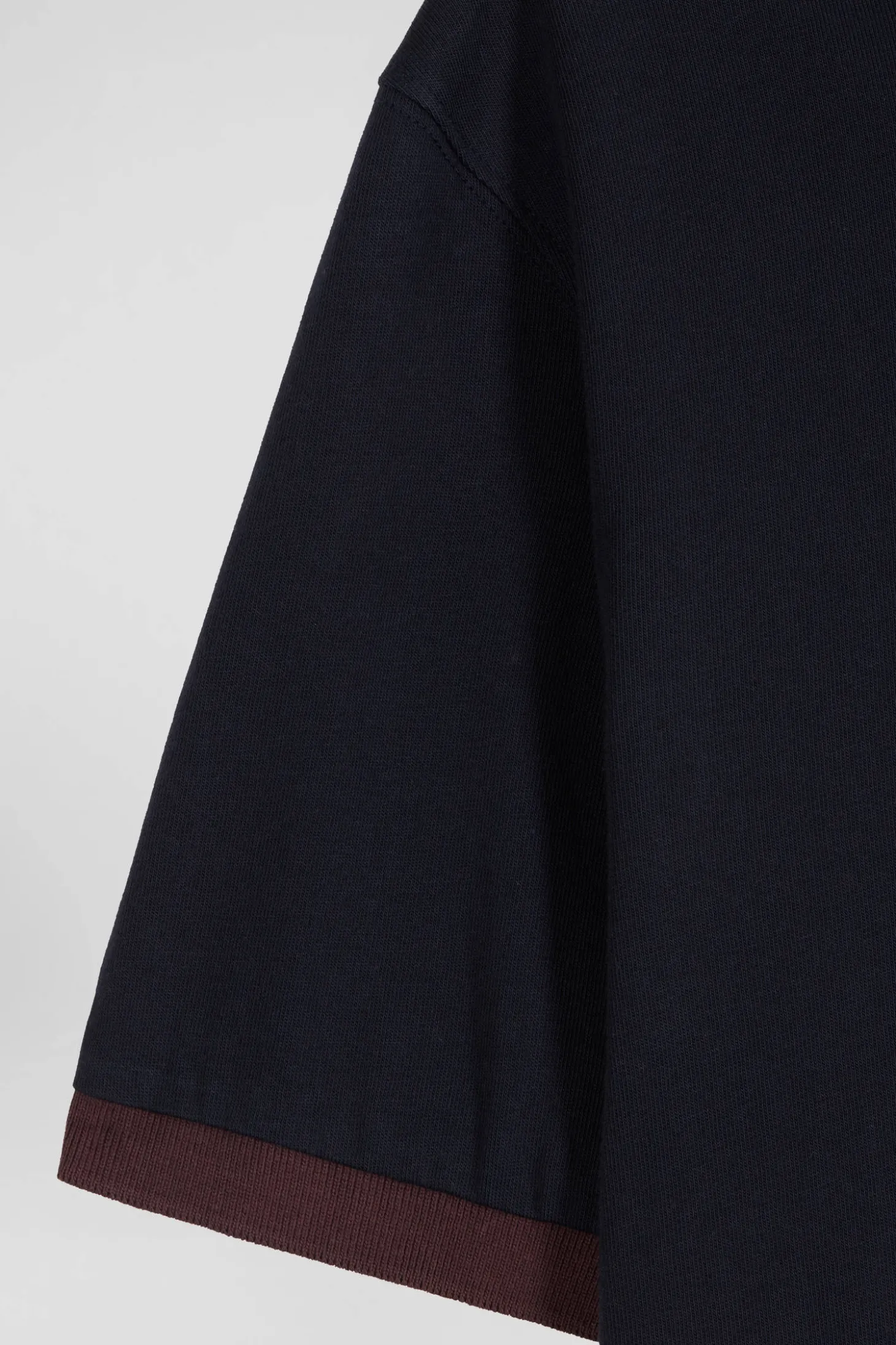 Regular navy short-sleeved cotton T-shirt with back embroidery