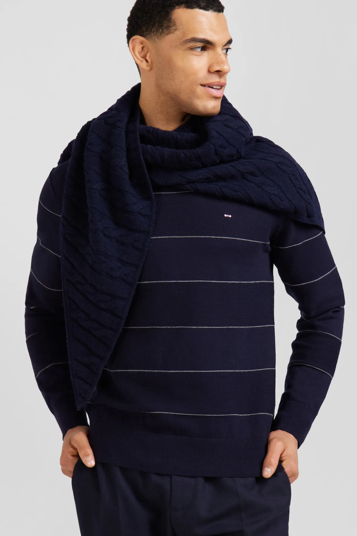 Regular navy striped cotton and cashmere crew neck jumper