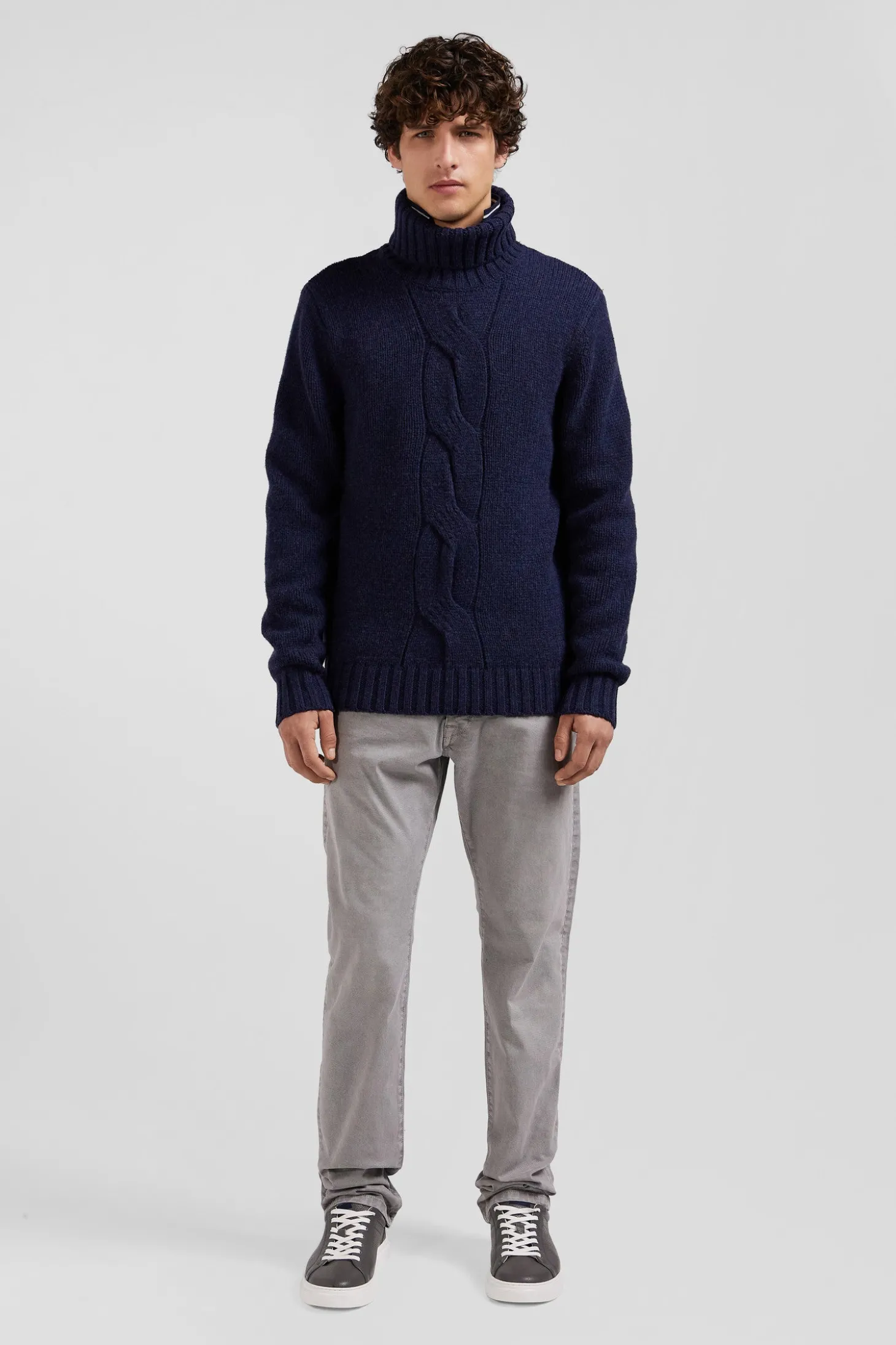 Regular navy virgin wool and recycled polyamide turtleneck jumper with 3D knitting