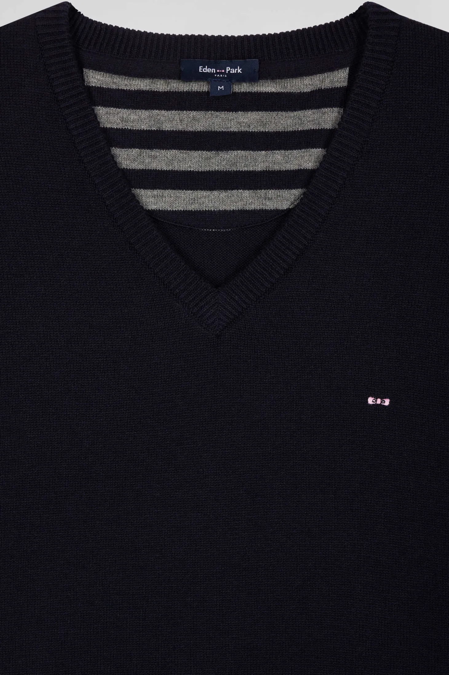 Regular navy wool and cotton V-neck jumper with striped details