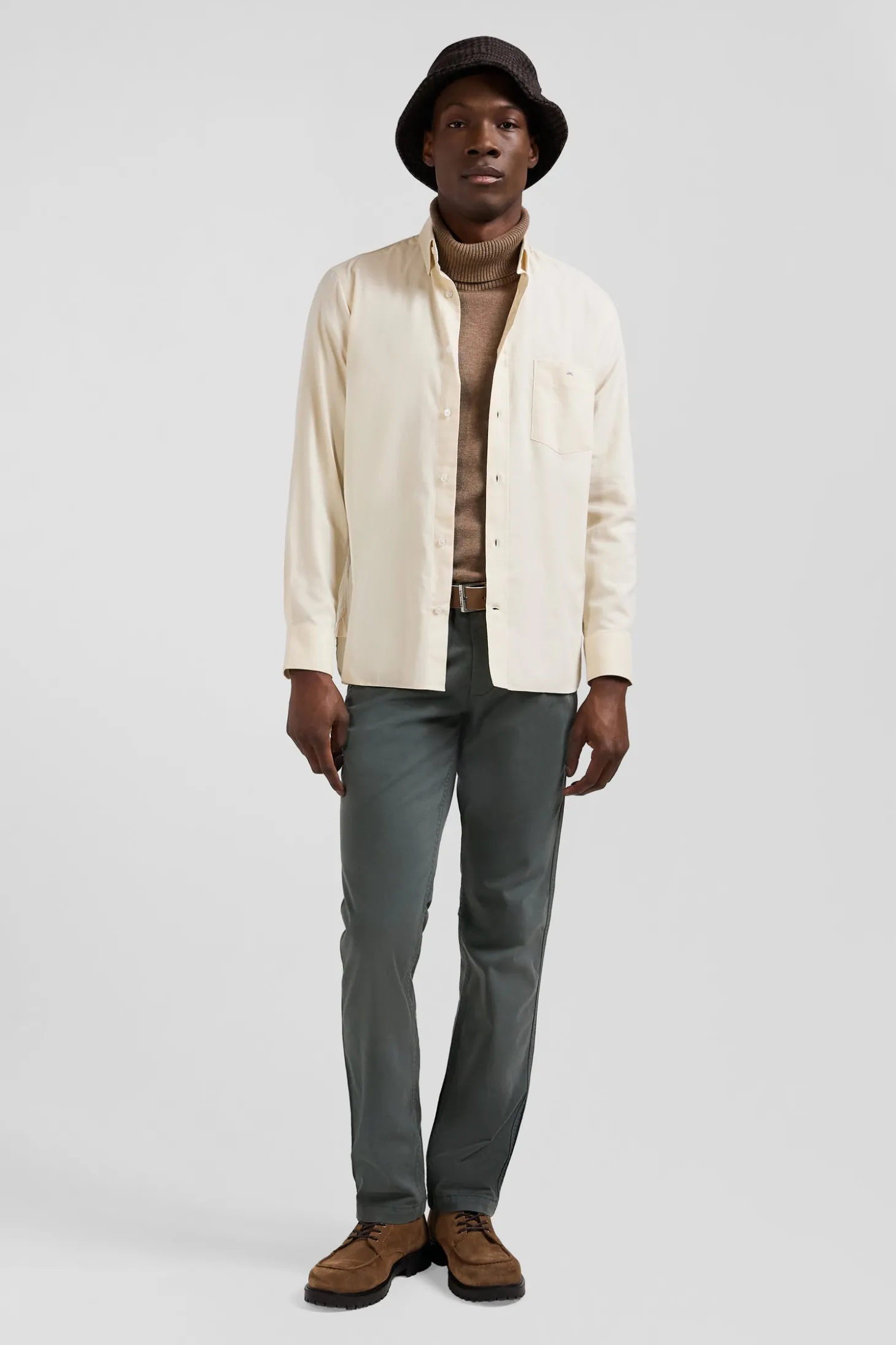 Regular plain beige cotton twill shirt with button-down collar