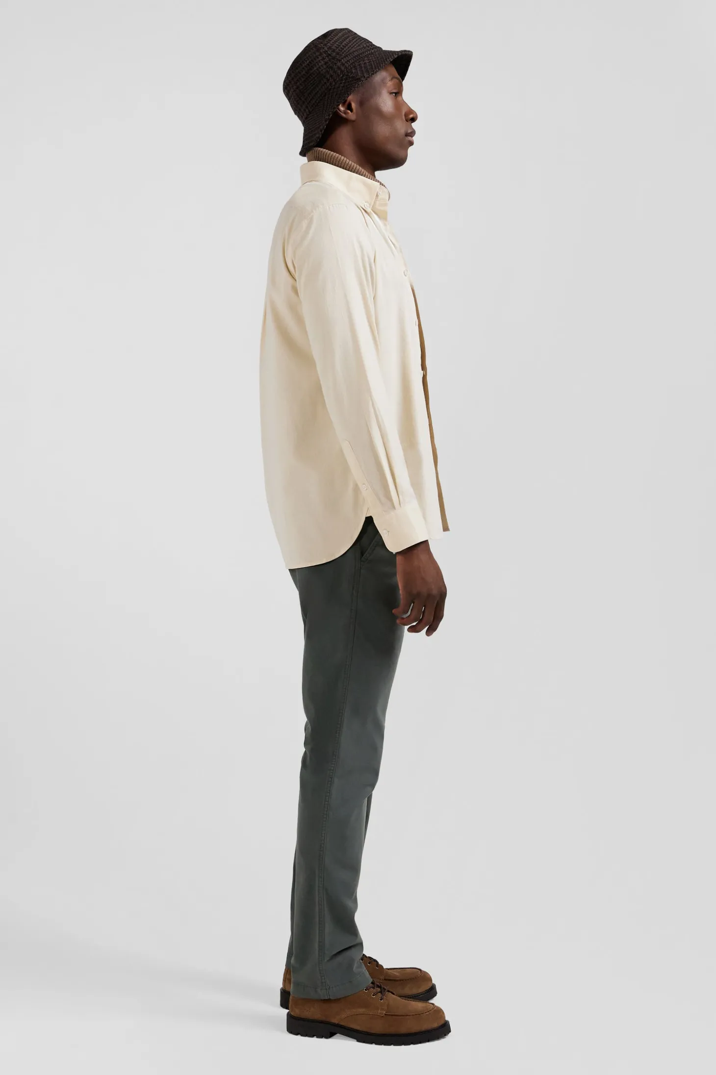 Regular plain beige cotton twill shirt with button-down collar
