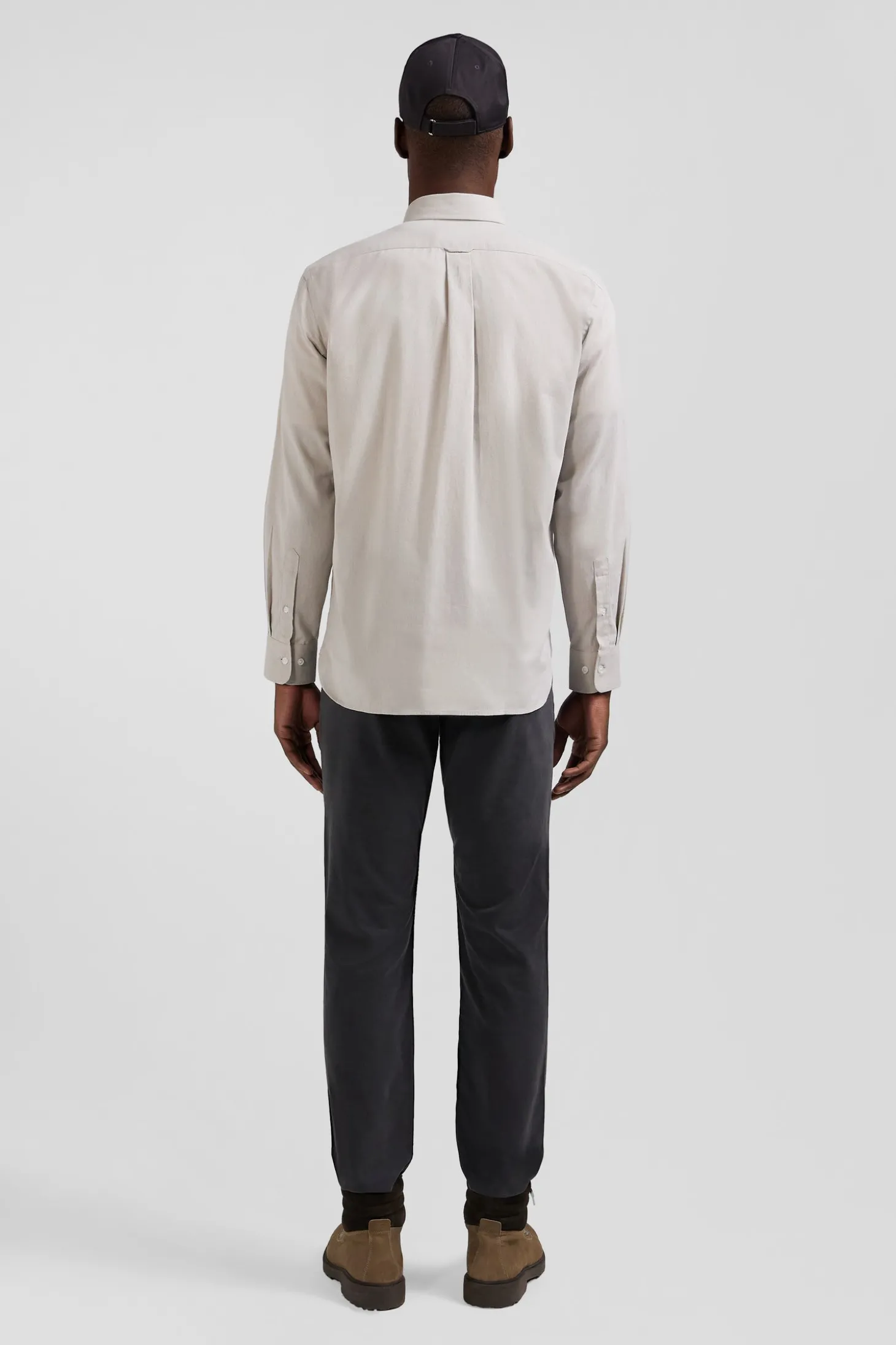 Regular plain grey cotton twill shirt with button-down collar