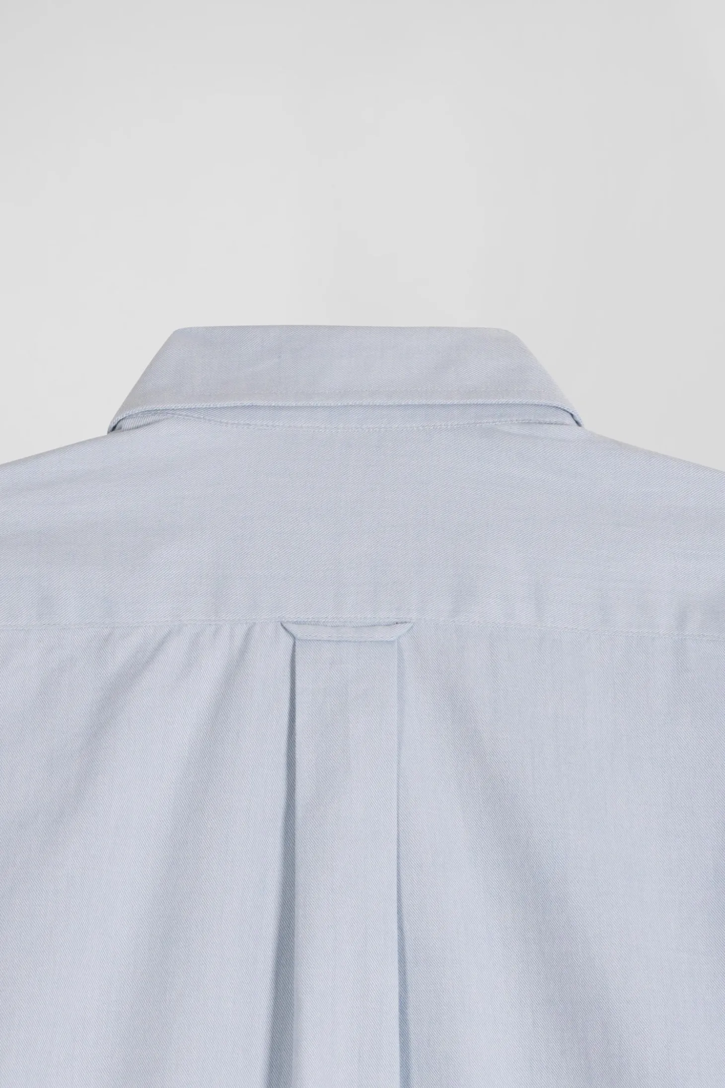 Regular plain sky blue cotton twill shirt with button-down collar