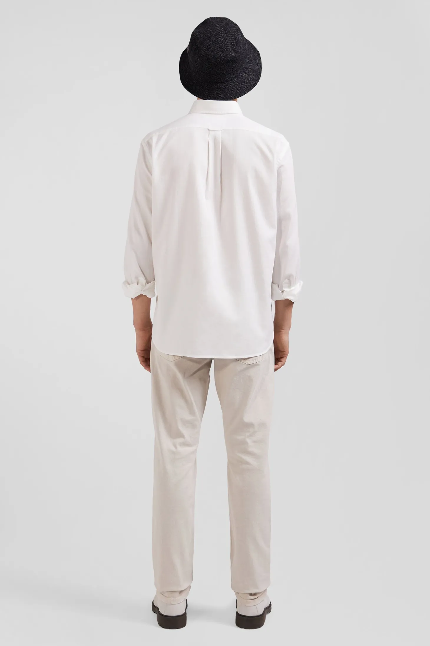 Regular plain white piqué cotton shirt