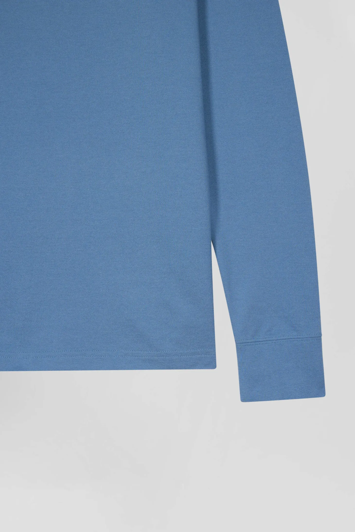 Regular sky blue long-sleeved cotton piqué polo shirt with striped collar