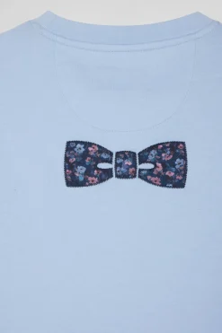 Regular sky blue long-sleeved cotton T-shirt with floral back patch