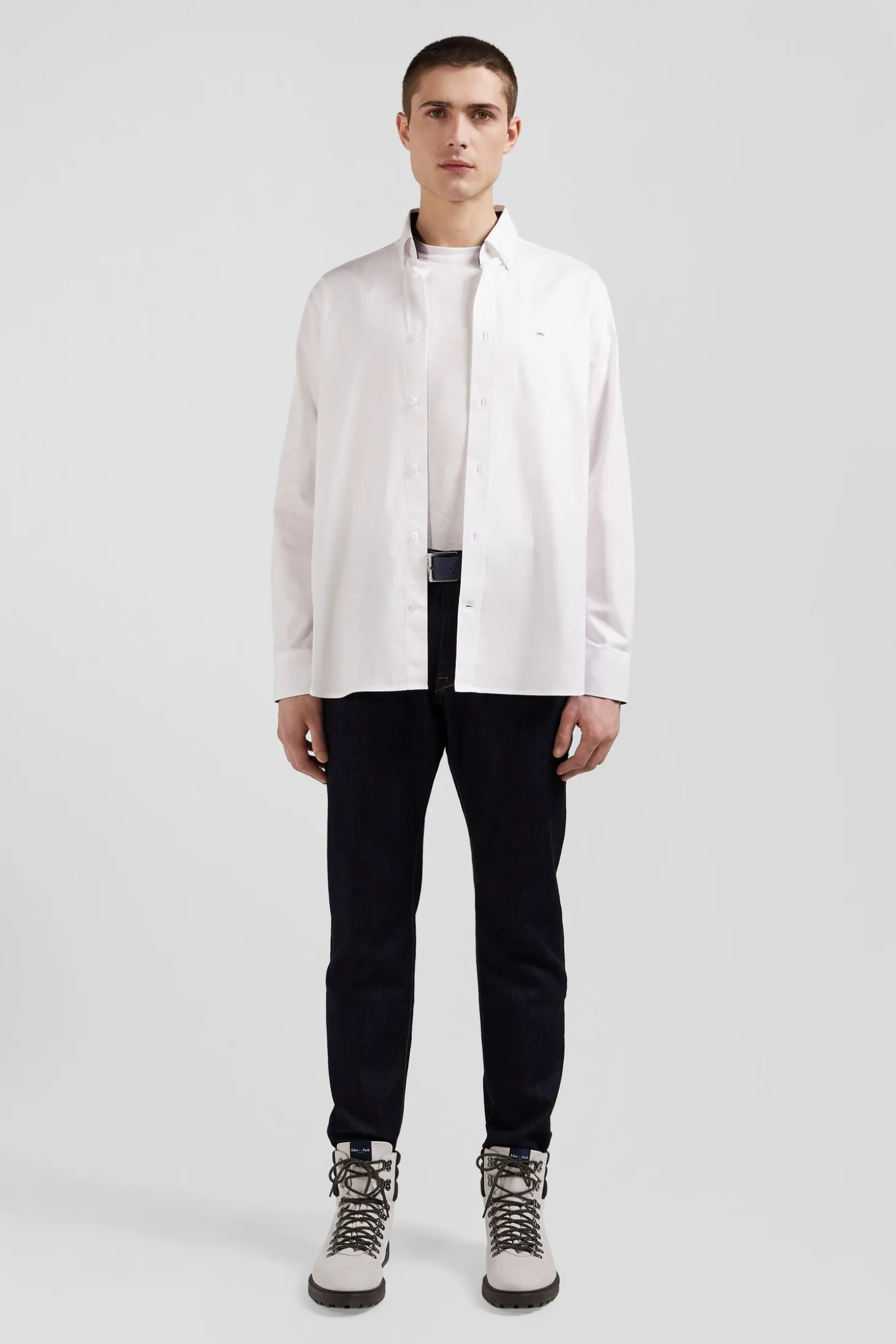Regular white cotton shirt with back N°10 embroidery