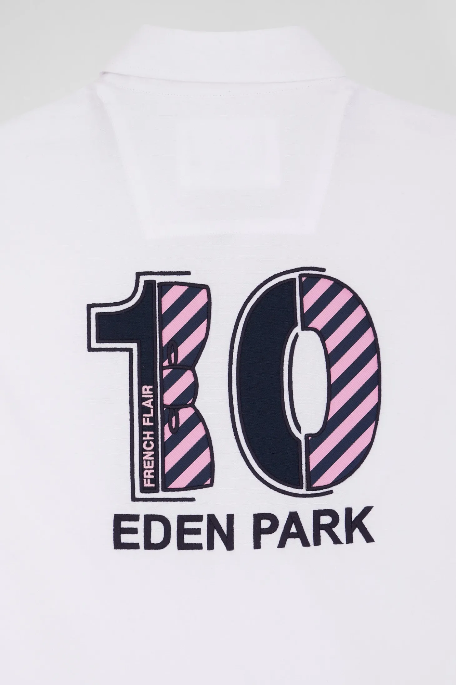 Regular white cotton shirt with back N°10 embroidery