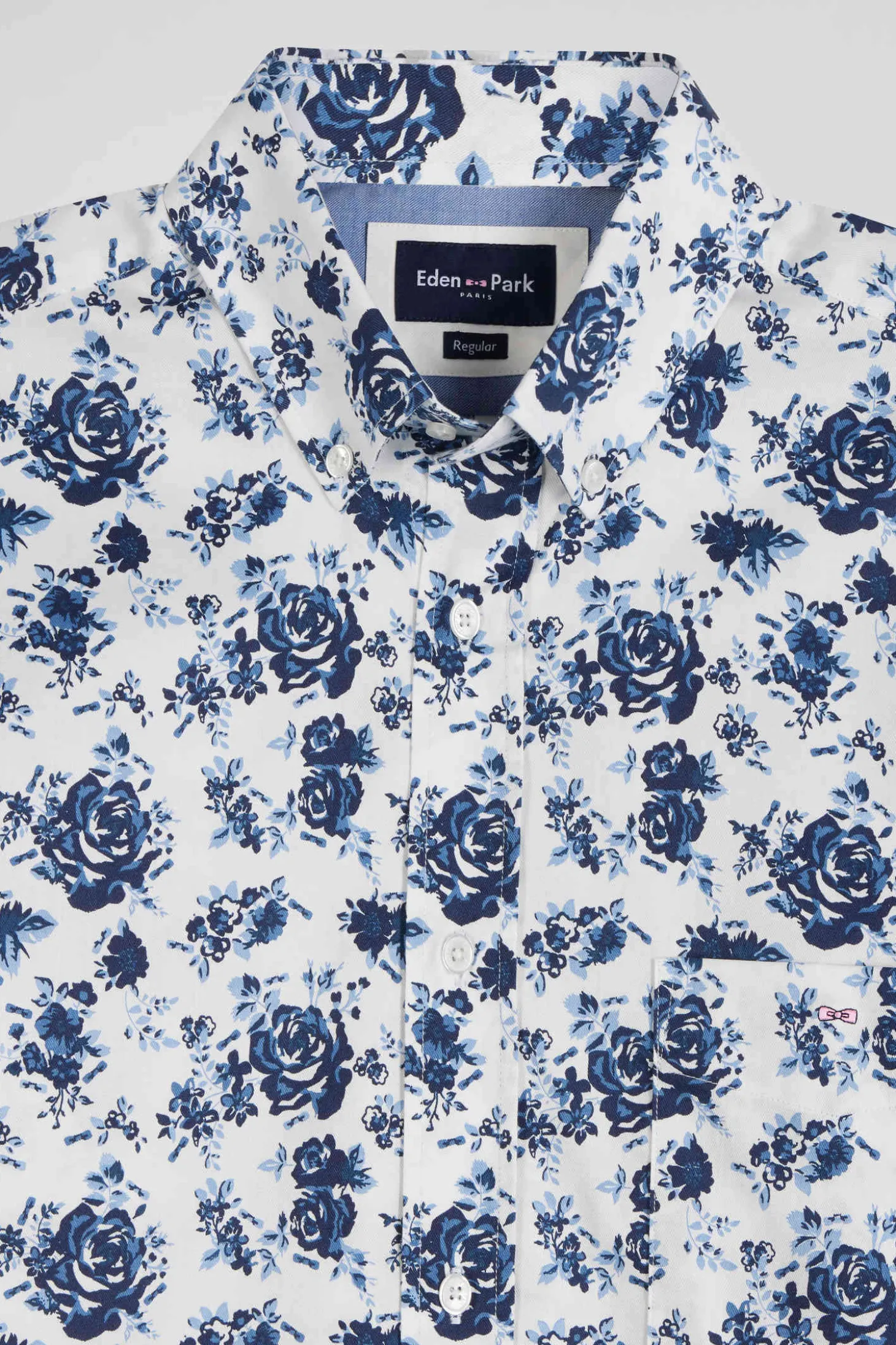 Regular white cotton twill shirt with blue floral print