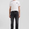 Regular white short-sleeved cotton T-shirt with tie patchwork emblem