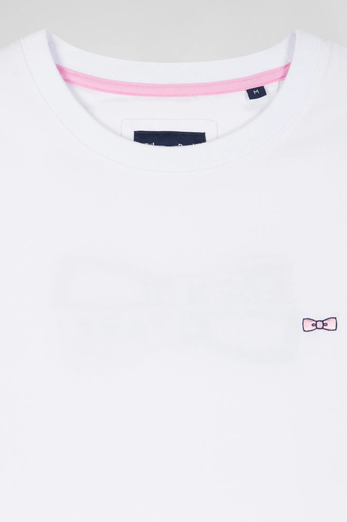 Regular white short-sleeved cotton T-shirt with back emblem embroidery