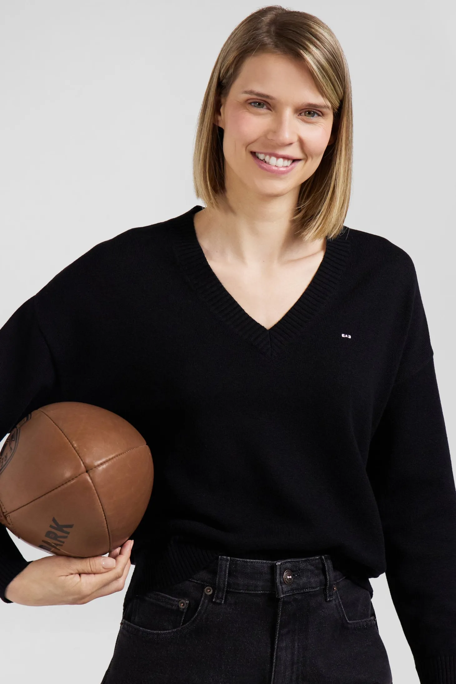Relax black wool and cotton V-neck jumper