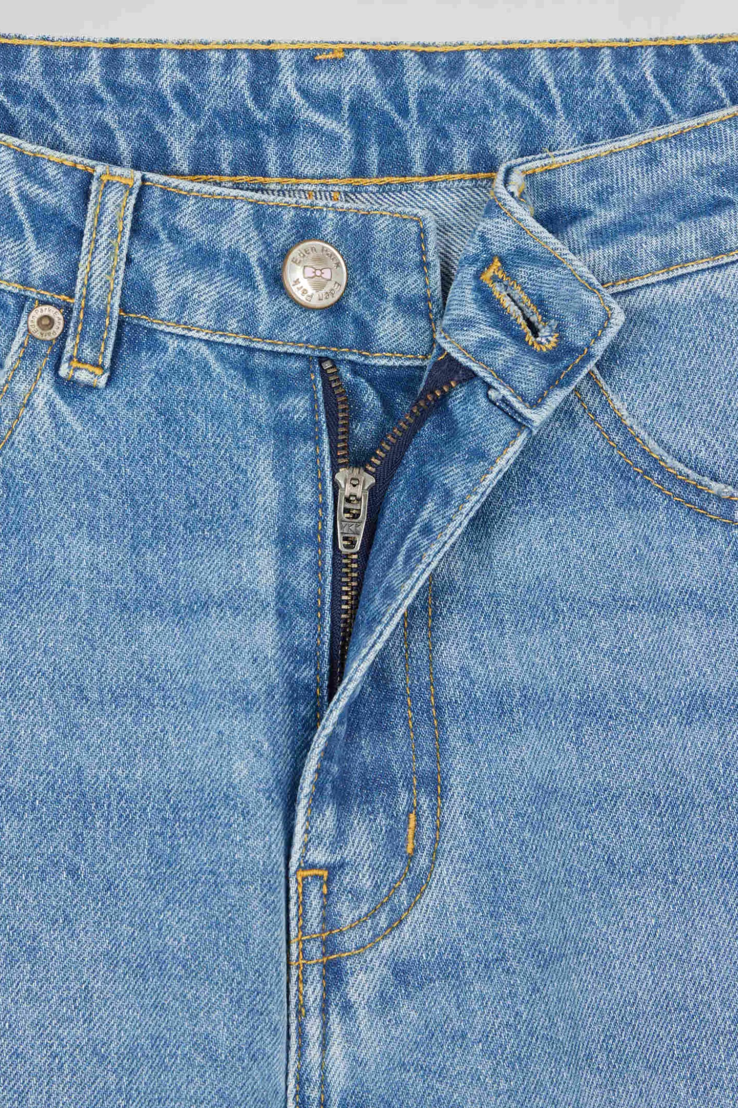 Relaxed blue cotton jeans