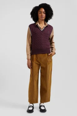 Relaxed burgundy cable-knit cotton V-neck sleeveless jumper
