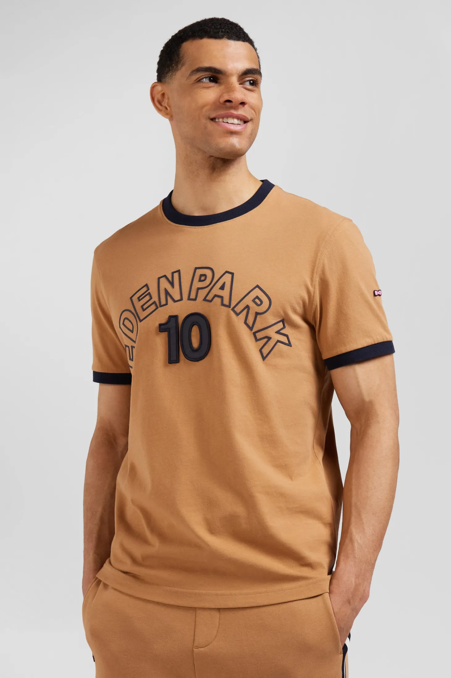 Relaxed camel bicolor short-sleeved cotton T-shirt with Eden Park 10 print
