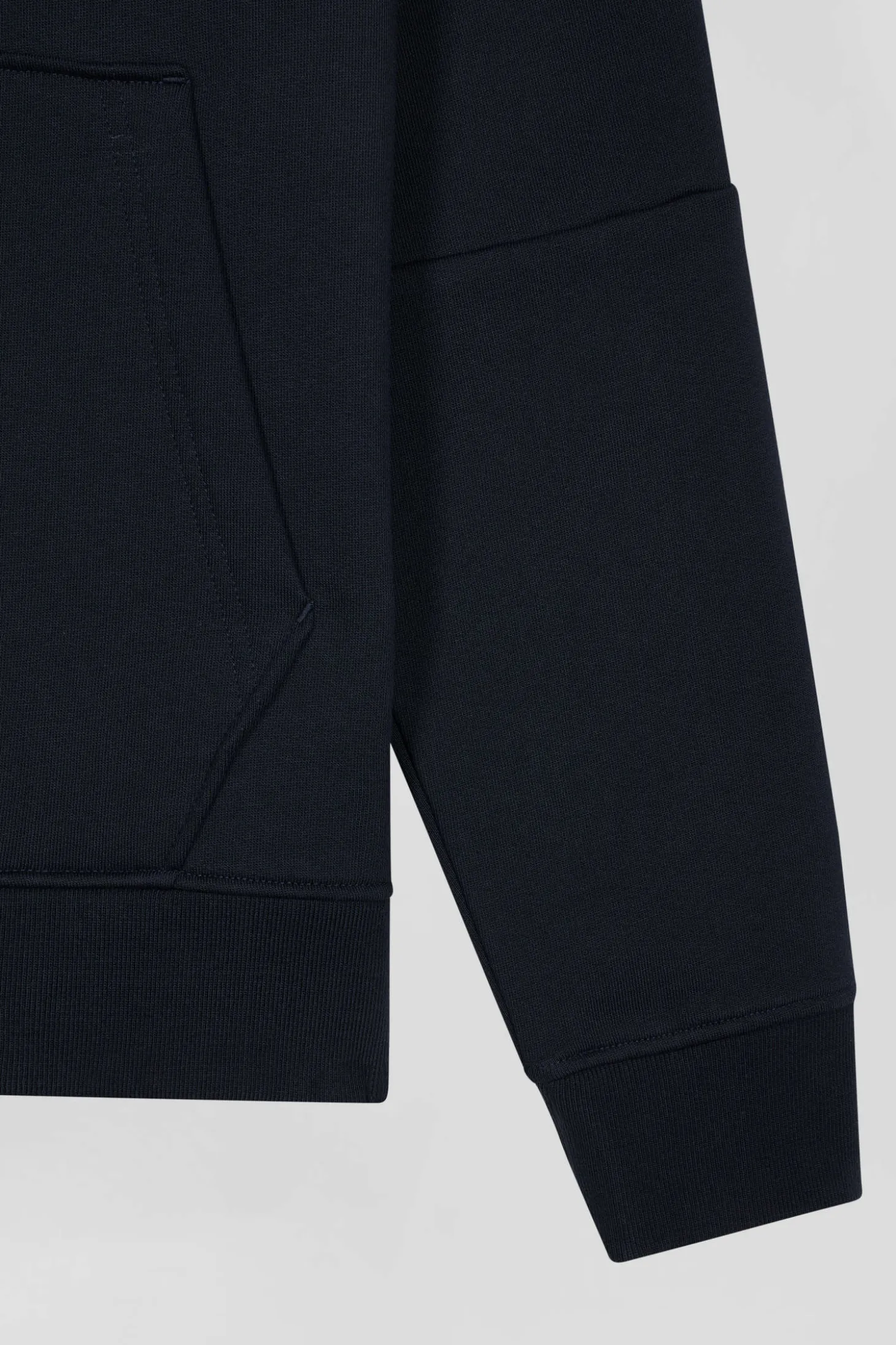 Relaxed navy blue fleece hoodie with branded drawstrings