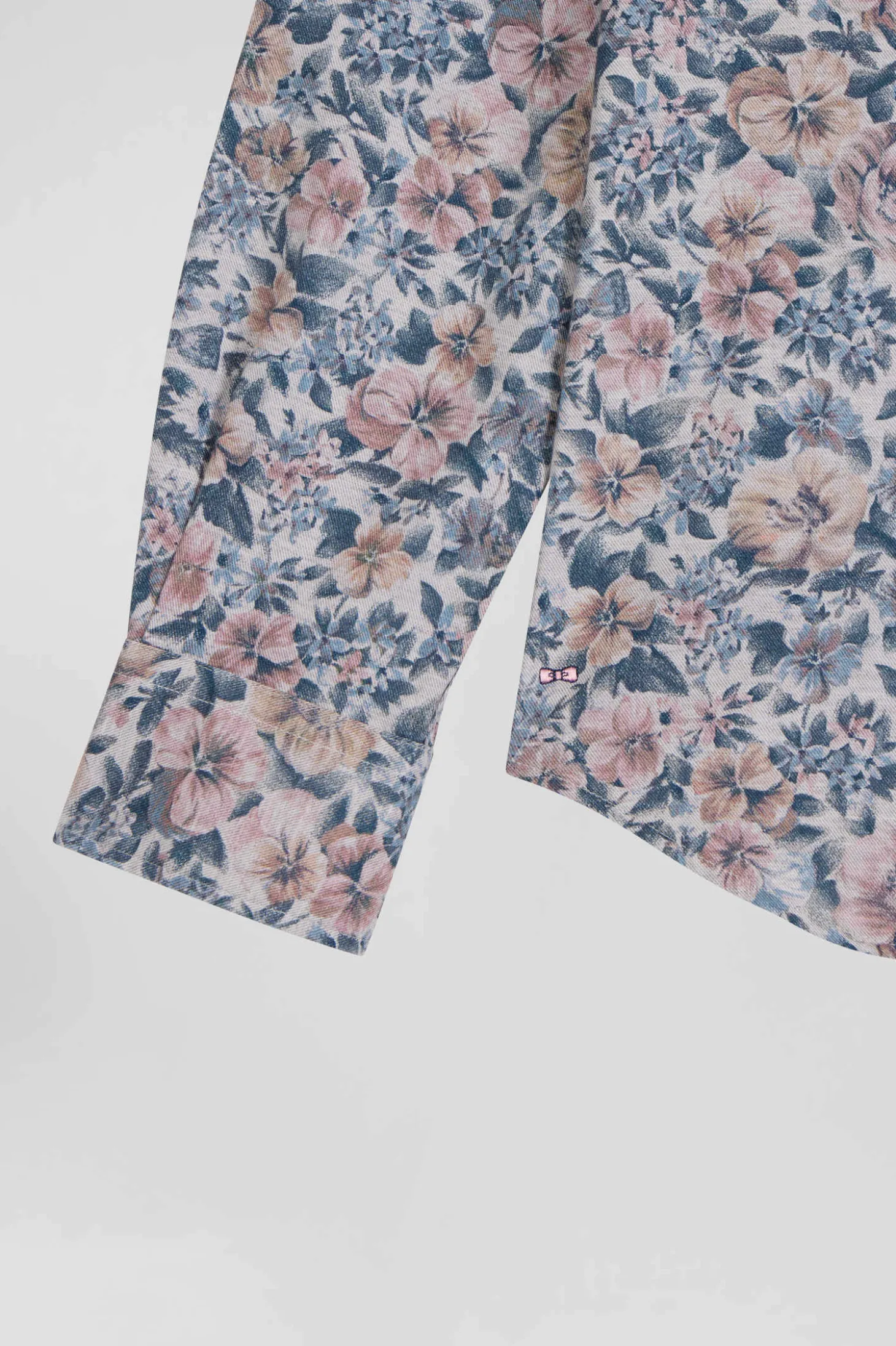 Slim beige cotton shirt