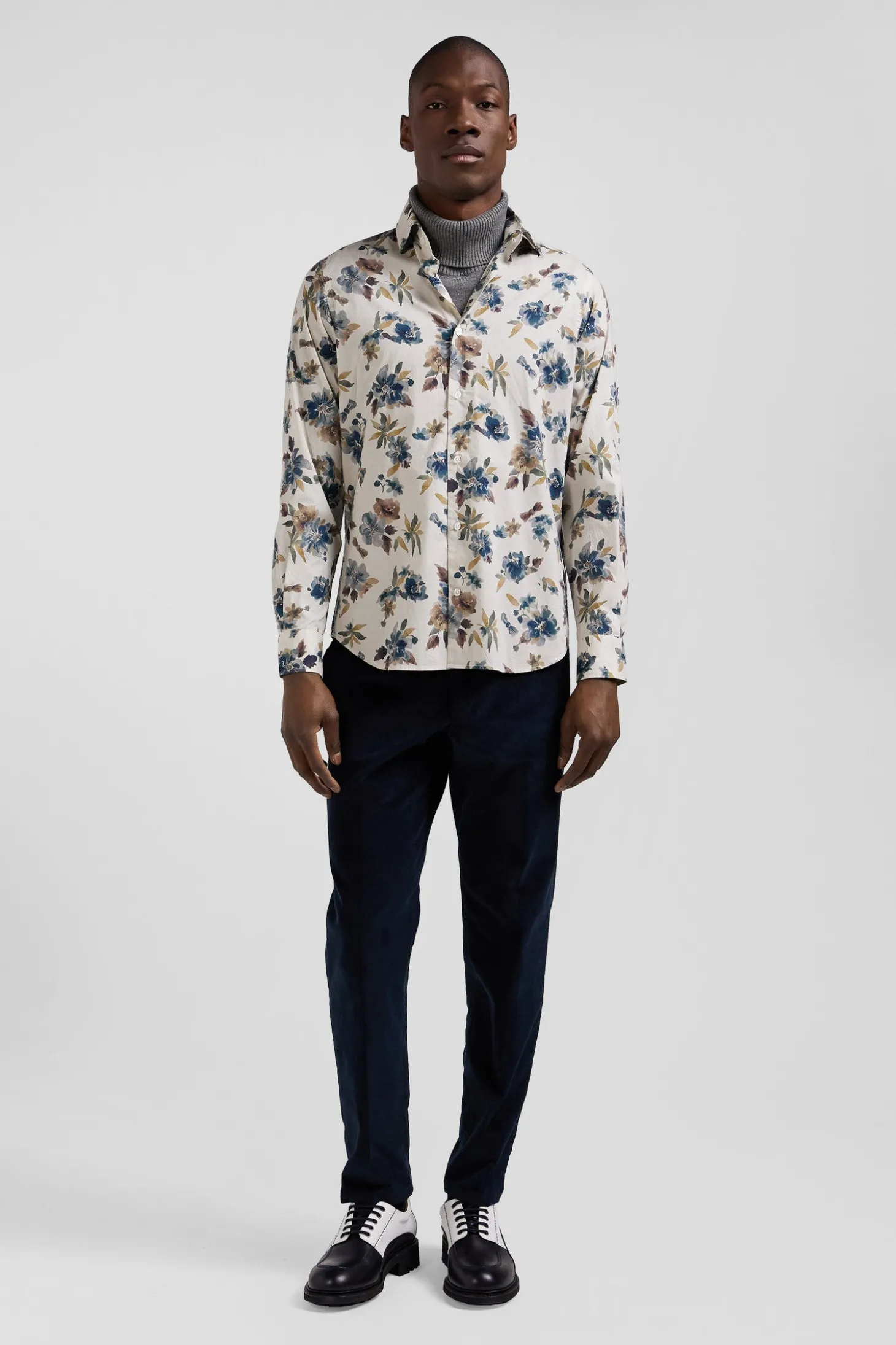 Slim beige floral print cotton shirt