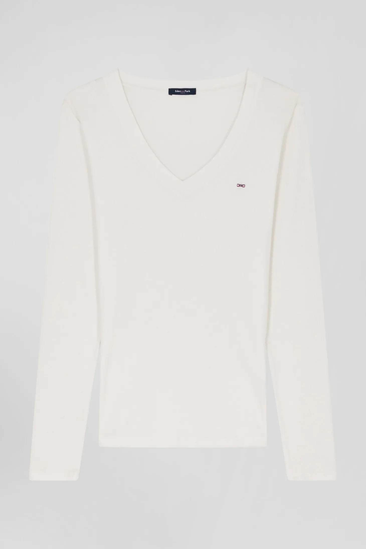 Slim ecru long-sleeved V-neck cotton T-shirt