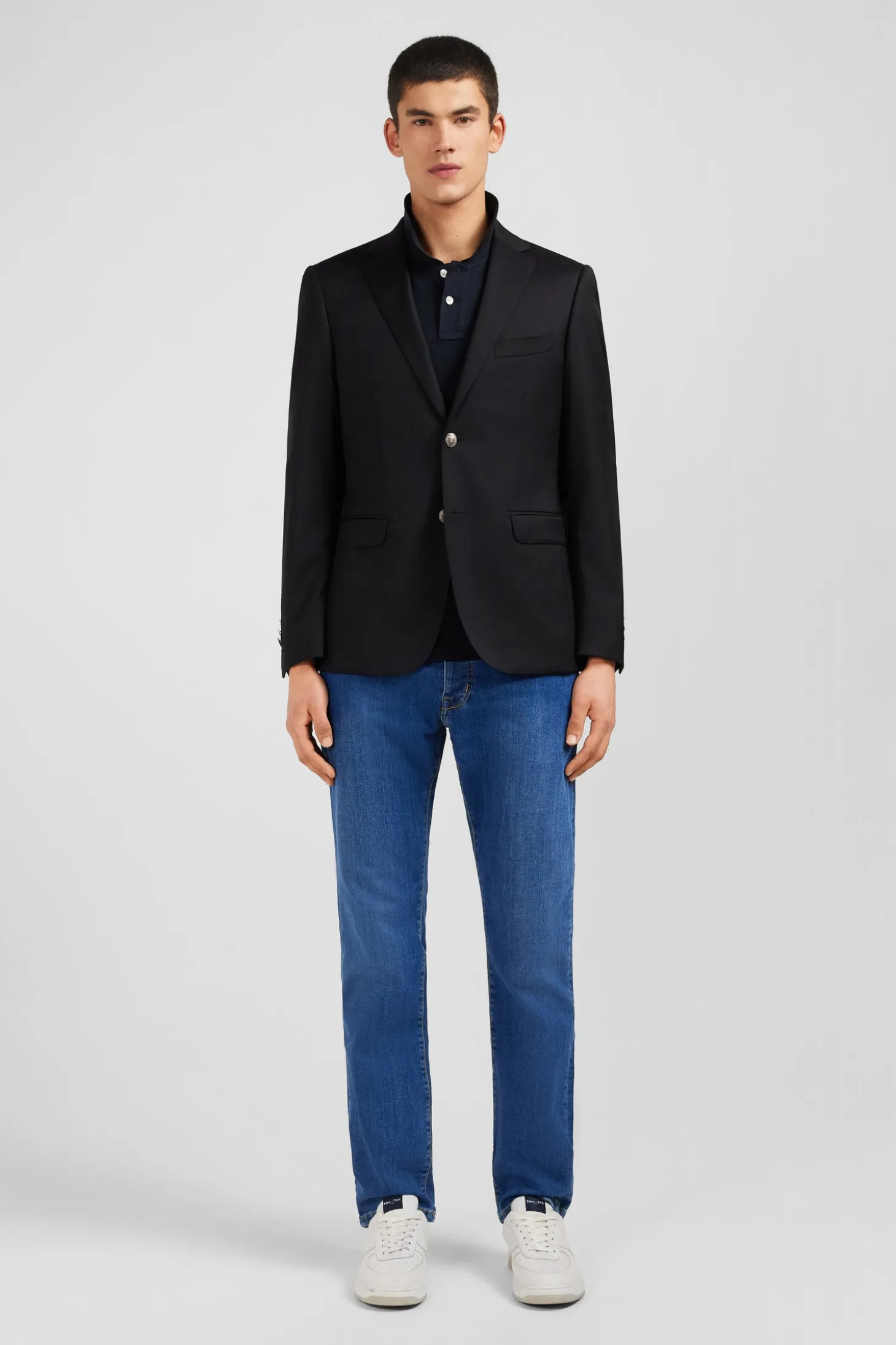 Slim fit black 100% wool blazer